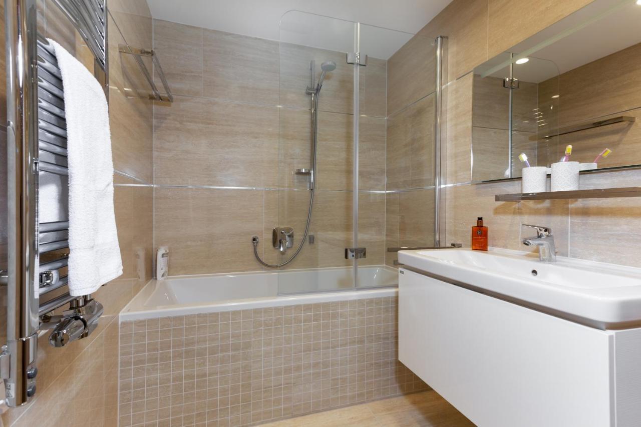 Prague Days - Luxurious Apartments In Trendy Zizkov Exterior photo